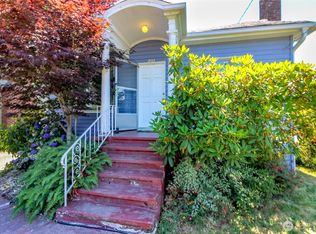 125 N 74th St, Seattle, WA 98103