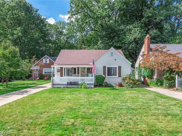 3896 W 227th St, Fairview Park, OH 44126