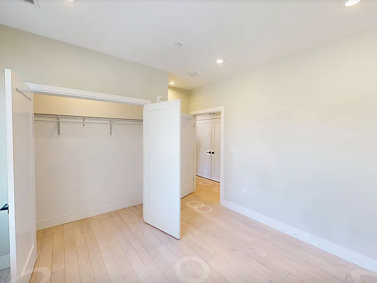 197 Green St #306 — Photo 7