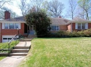 3040 Dogwood St NW, Washington, DC 20015