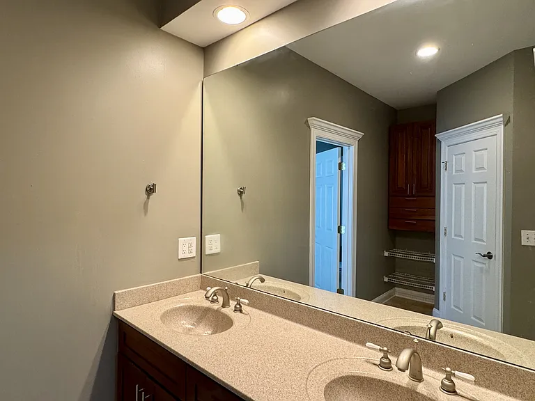 118 Captains Ln — Photo 13