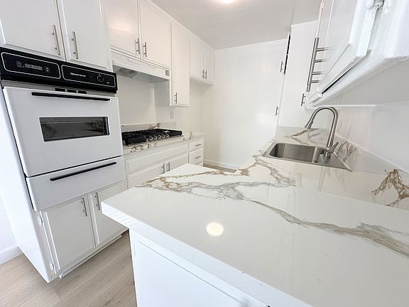 3rd image of 8750 Topanga Canyon Blvd APT 7
