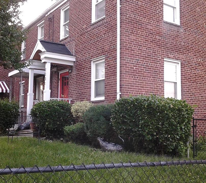 1st image of 5001 S Dakota Ave NE