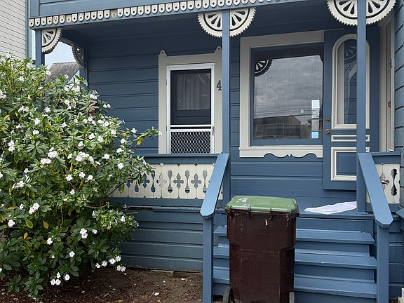 2nd image of 319 Laurel St APT 2