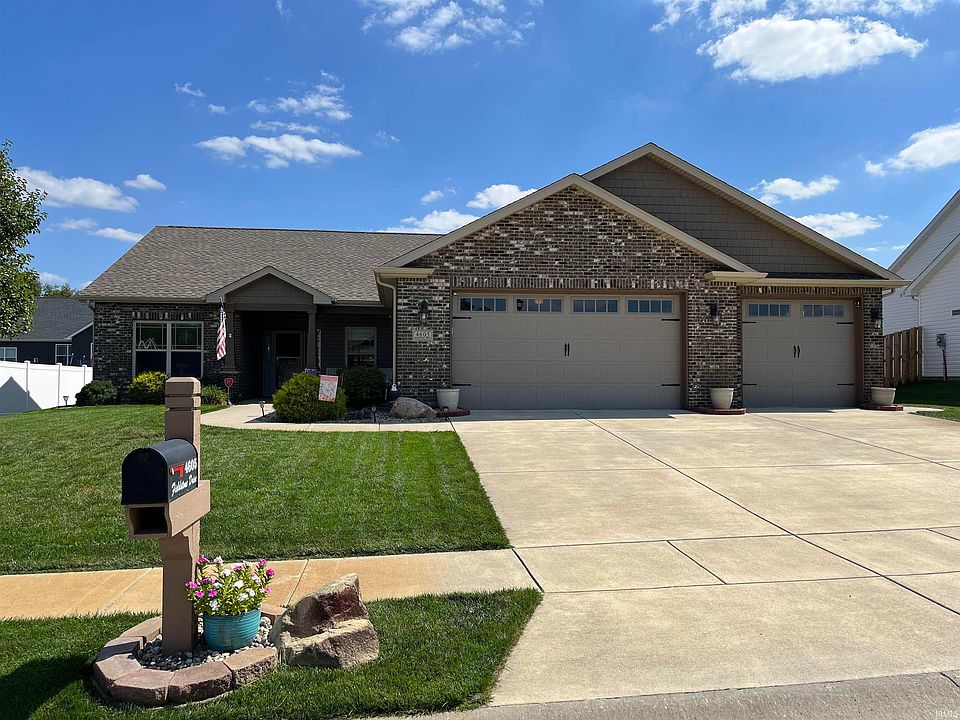 1st image of 4605 Fieldstone Dr