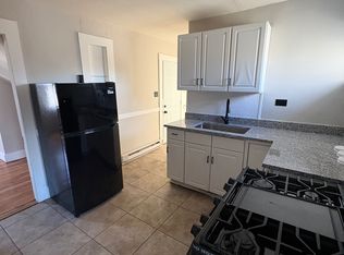 37 Kennedy St APT 3, Chicopee, MA 01013