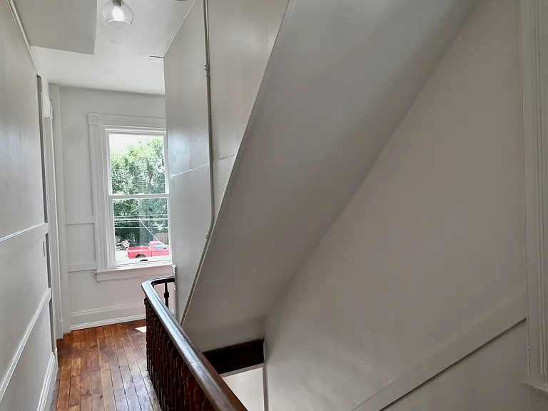 709 Columbia St #4 — Photo 12