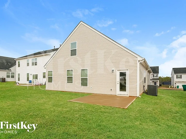419 Stonefence Dr — Photo 15