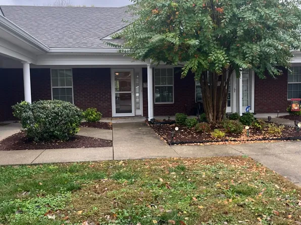 7342 Fox Hollow Way, Louisville, KY 40228