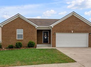 2020 Thorntree Ln, Lawrenceburg, KY 40342