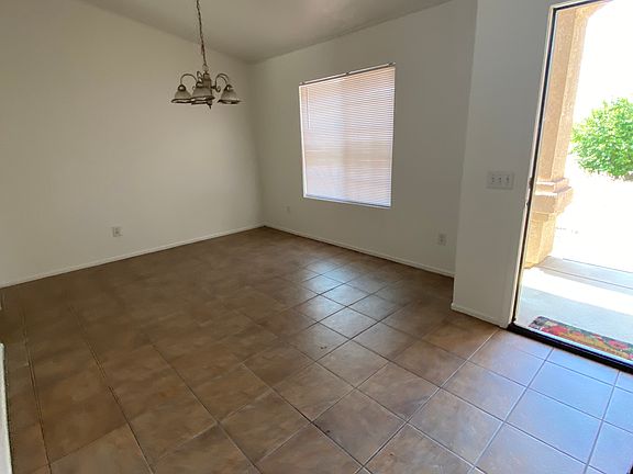 4th image of 10374 Bella Ln