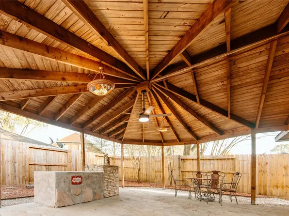 21734 Nickerton Ln, Spring, TX 77388