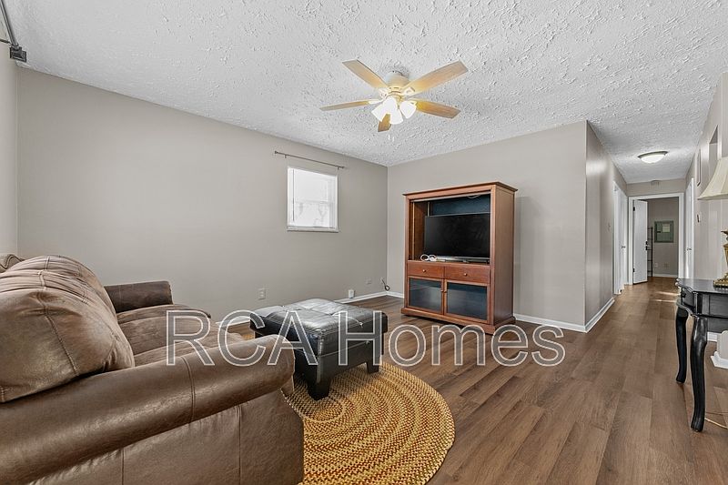 1st image of 3314 Vincz Dr
