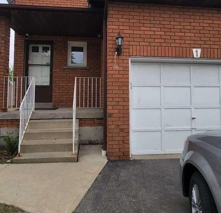 1st image of 1 Dutch Cres N