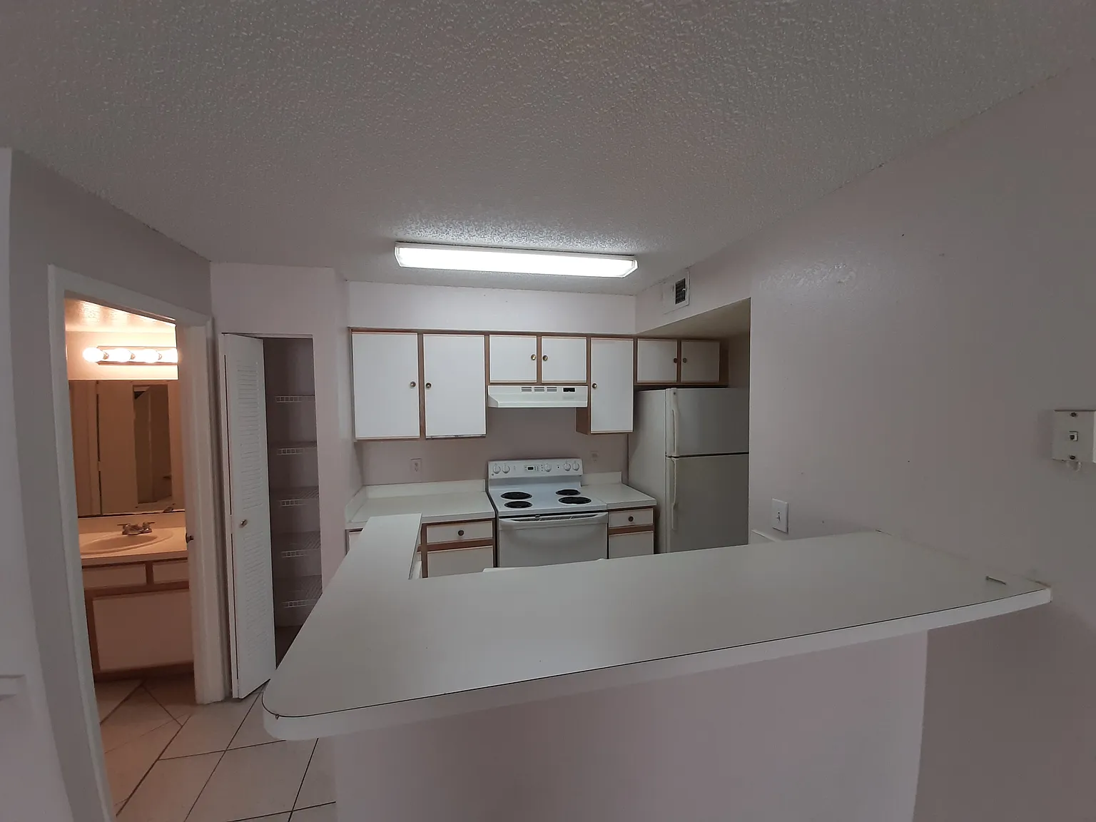 2210 Grand Cayman Ct — Photo 1