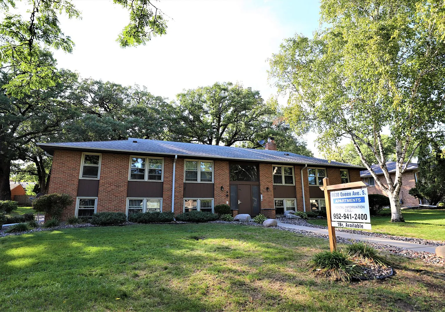 Premier Properties - 6630 — Photo 2