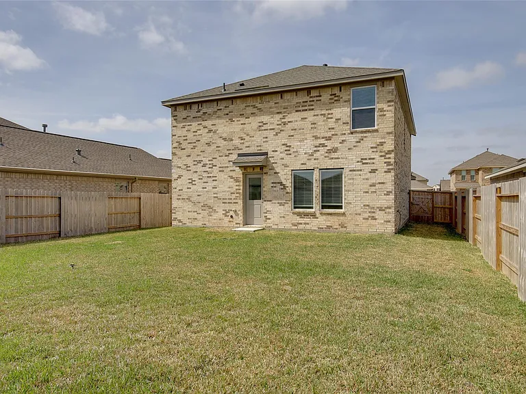 10915 Tawny Rdg — Photo 32
