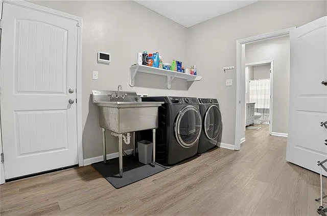 7905 Camellia Bud Ct — Photo 25