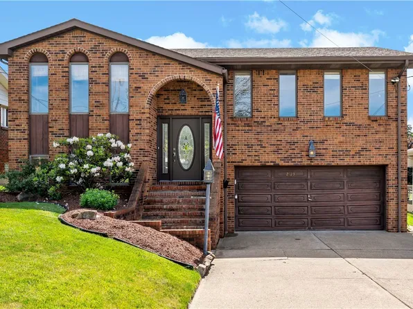 2123 Carolina Ave, West Mifflin, PA 15122