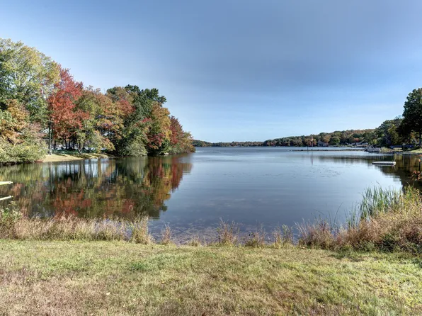 95 Lakeview Drive, Coventry, CT 06238