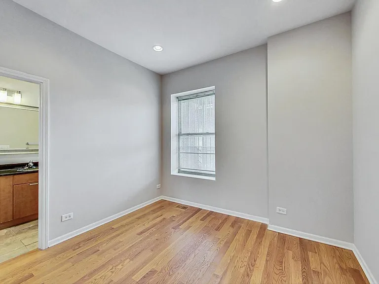 2839 W Cortez St #1 — Photo 11