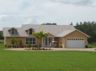 28345 Columbia Rd, Tavares, FL 32778