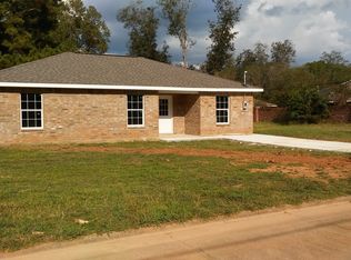 2321 Robin Rd, Alexandria, LA 71301