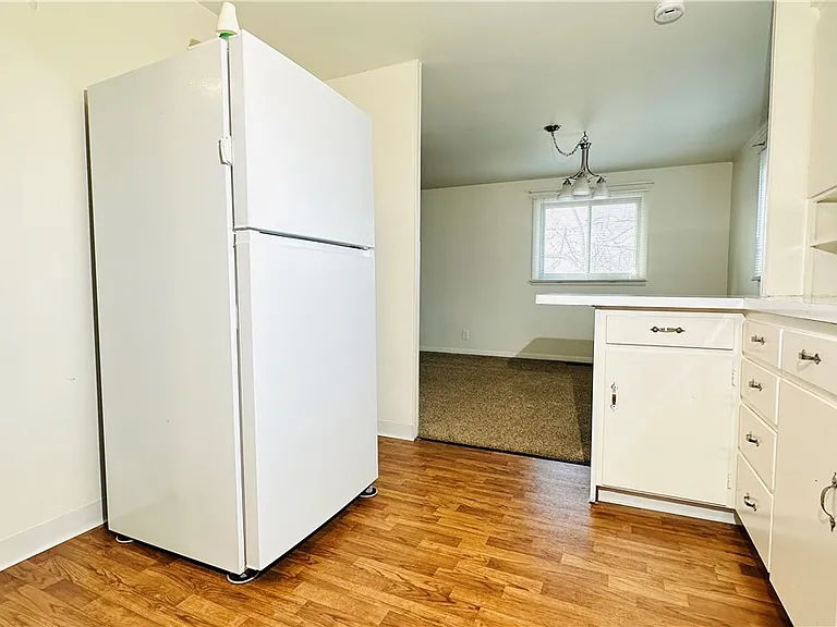 954 Brighton Rd — Photo 16