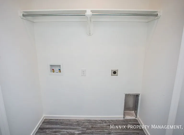 2102 N Avenue L #A — Photo 8