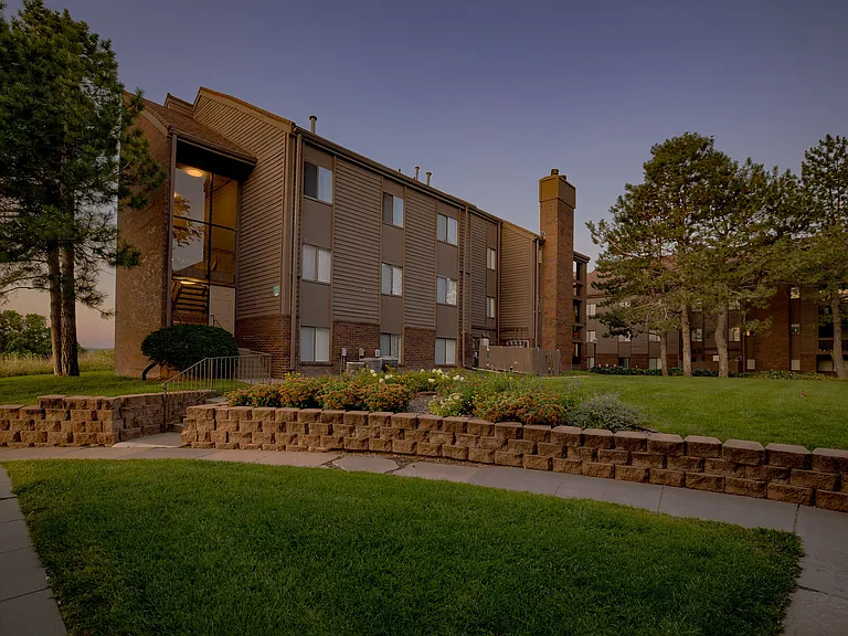 Lake Candlewood Apartments — Photo 28