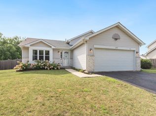 677 Timberline Dr, Bolingbrook, IL 60490