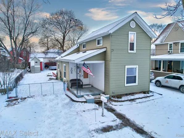 305 N Marquette St, Durand, MI 48429