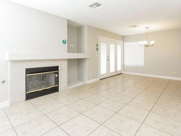 1843 Falling Tree Ave — Photo 5