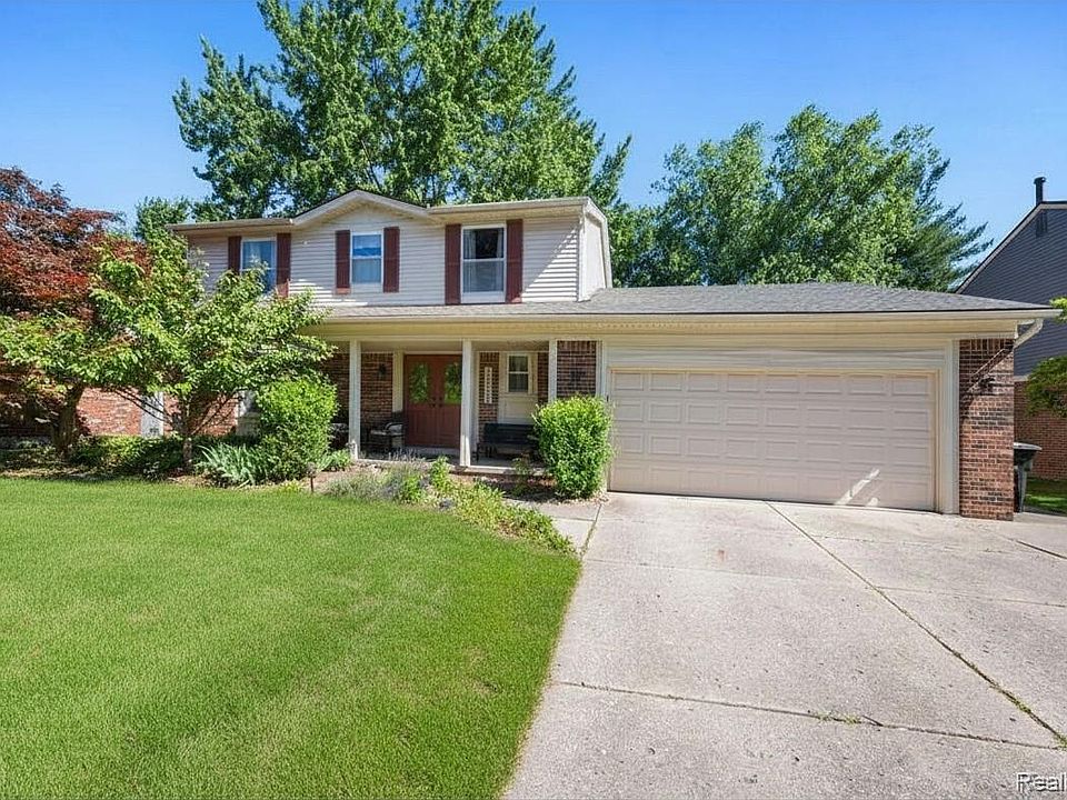 1st image of 34230 Fonville Ct