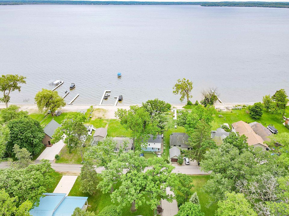 1st image of W9479 Lake Dr