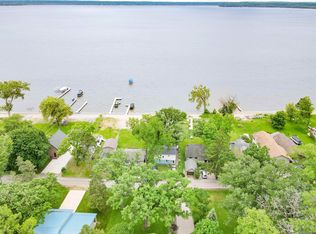 W9479 Lake Dr, Edgerton, WI 53534