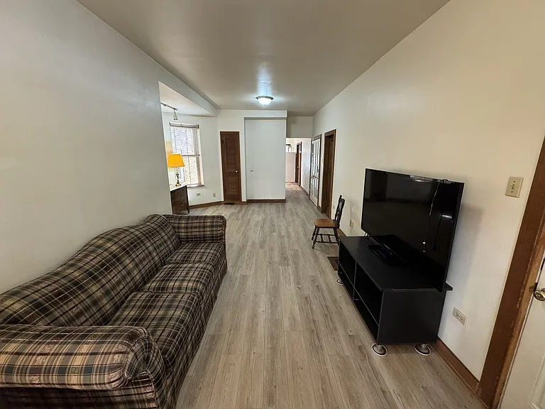702 S Ada St #1 — Photo 3