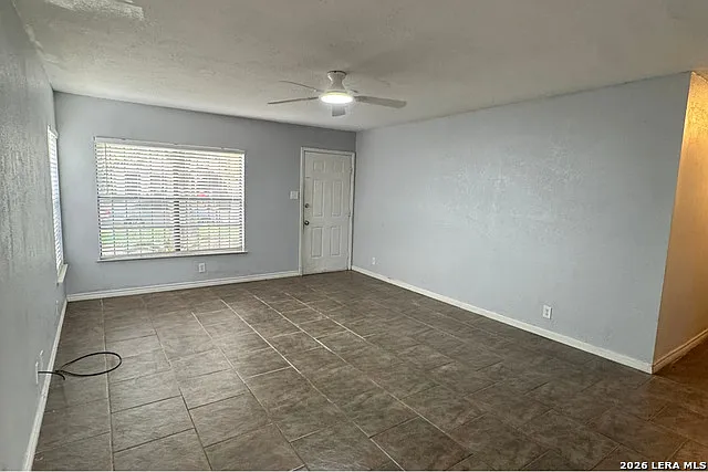6630 Swiss Oaks — Photo 10