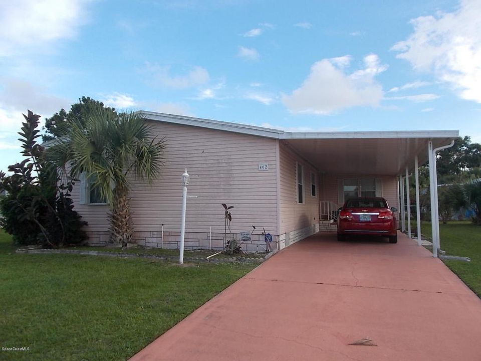 1st image of 462 Dolphin Cir