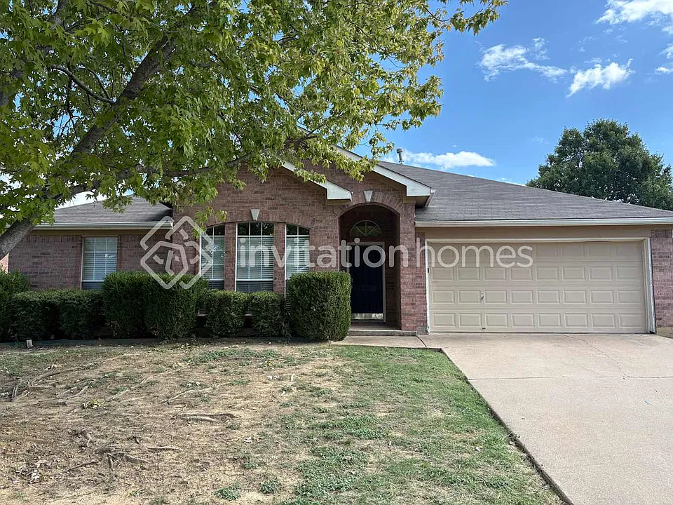1704 Windcastle Dr