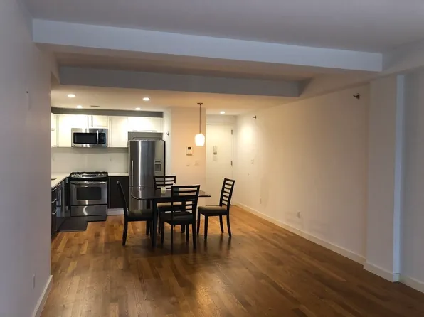 35-40 30th St #1B, Astoria, NY 11106