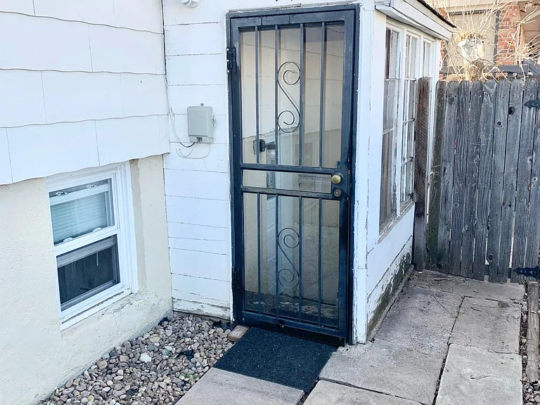 240 E Cornell Ave — Photo 7