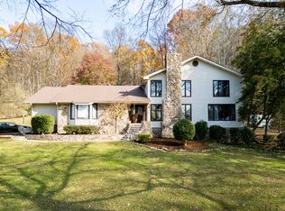 6537 Hideaway Rd, Ooltewah, TN 37363