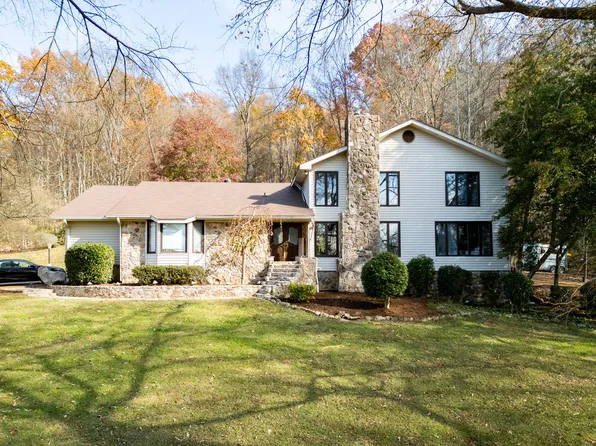 6537 Hideaway Rd, Ooltewah, TN 37363