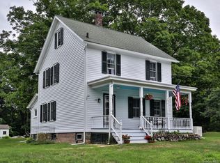 218 Taylor Rd, New Windsor, NY 12553