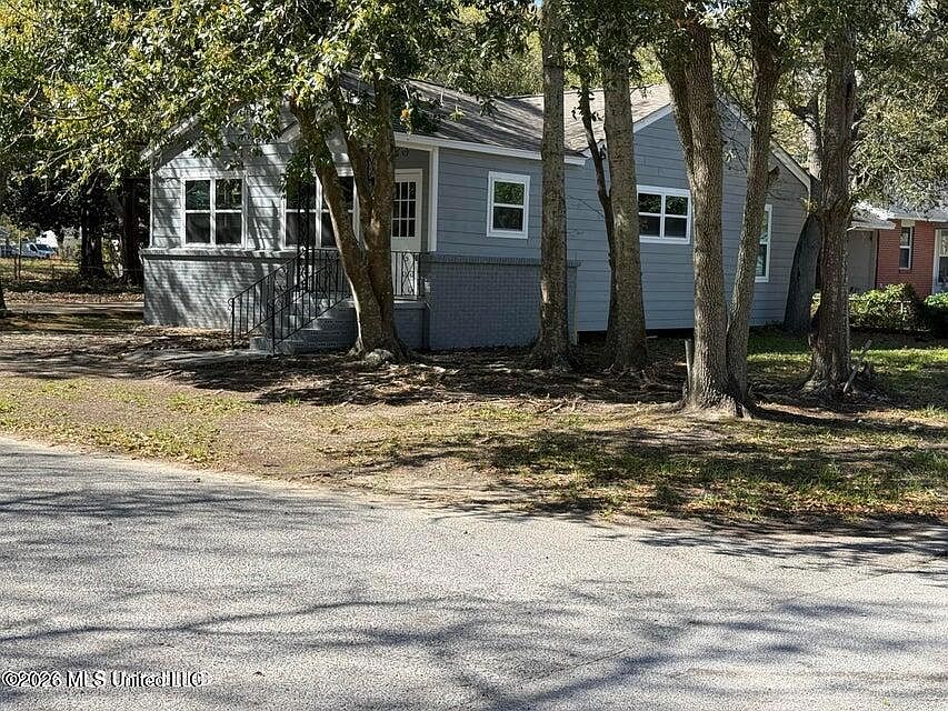 1st image of 1811 Wilson Ave
