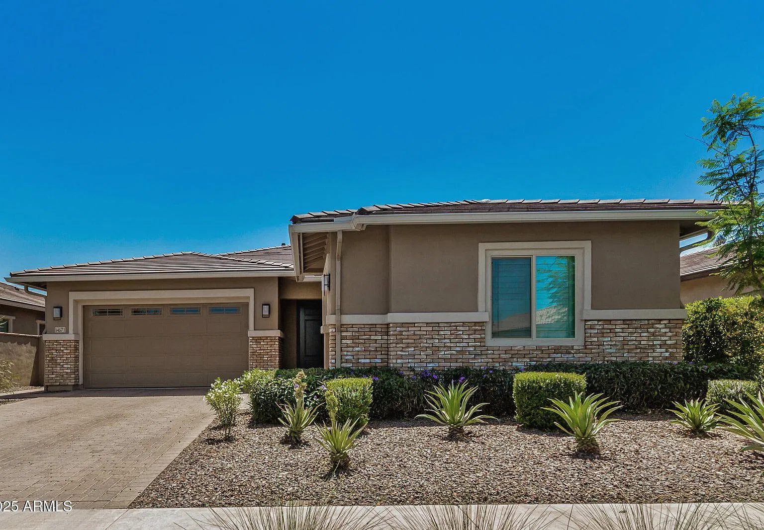 4 bed, 4.0 bath, 2506 sqft, $3,150 — Photo 1