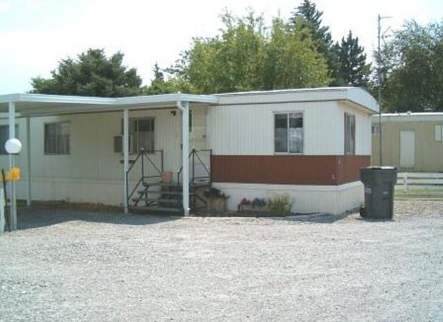 2nd image of 231 East Ave N