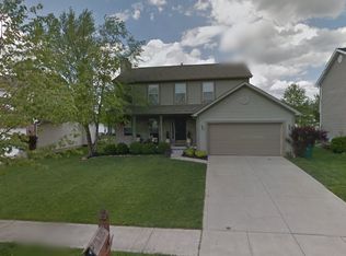 376 Cottage Grove Cir, Pataskala, OH 43062