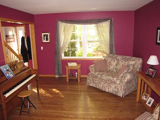 3rd image of 13235 Meadow Ln